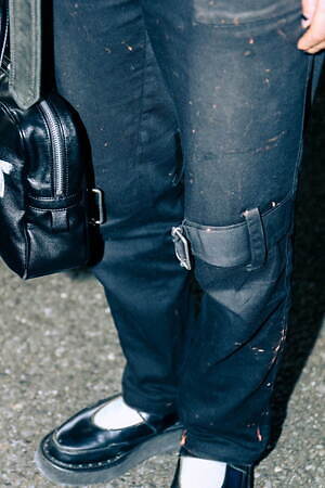 平山 華蓮さん - ジョン ローレンス サリバン(JOHN LAWRENCE SULLIVAN)、コム デ ギャルソン・ガール(COMME des GARÇONS GIRL)｜原宿ストリートスナップ - 写真5