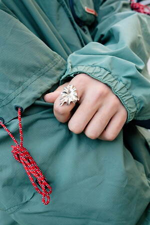 齋藤 涼太さん - トミー ジーンズ(TOMMY JEANS)、古着(ユーズド)(USED)｜渋谷ストリートスナップ - 写真5