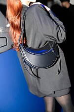 maronさん - チャールズ＆キース(Charles & Keith)、ポレーヌ(Polène)｜青山・表参道ストリートスナップ3