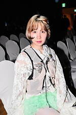林﨑 咲良さん - ヴィヴィアーノ(VIVIANO)、エムエム6 メゾン マルジェラ(MM6 Maison Margiela)｜恵比寿ストリートスナップ2