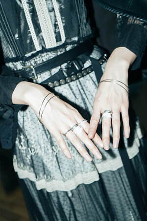 田中 花向さん - 古着(ユーズド)(USED)、アー・ペー・セー(A.P.C.)｜六本木・広尾ストリートスナップ - 写真8