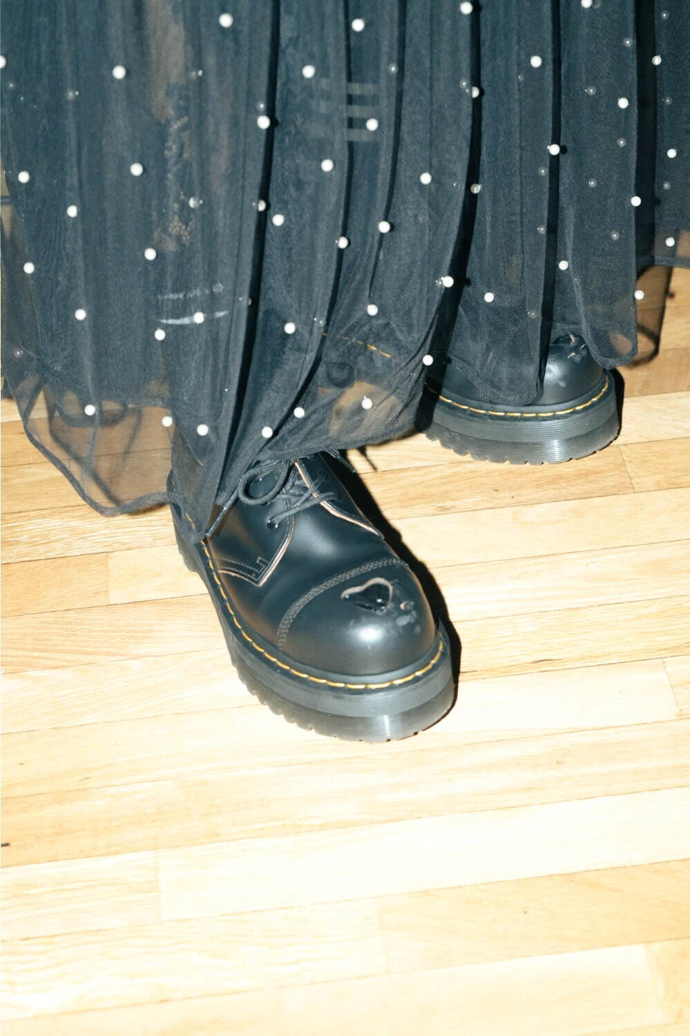 すみれさん - ヴィヴィアーノ(VIVIANO)、ドクターマーチン(Dr. Martens)｜恵比寿ストリートスナップ - 写真4