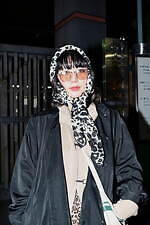 小林 美千波さん - ドクターマーチン(Dr. Martens)、ユニクロ(UNIQLO)｜青山・表参道ストリートスナップ2