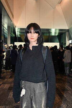 渡邉 あやさん - ラルフ ローレン(Ralph Lauren)、ハトラ(HATRA)｜銀座ストリートスナップ - 写真3