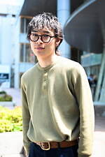 山口 晴さん - ユニクロ(UNIQLO)、ドクターマーチン(Dr. Martens)｜青山・表参道ストリートスナップ2