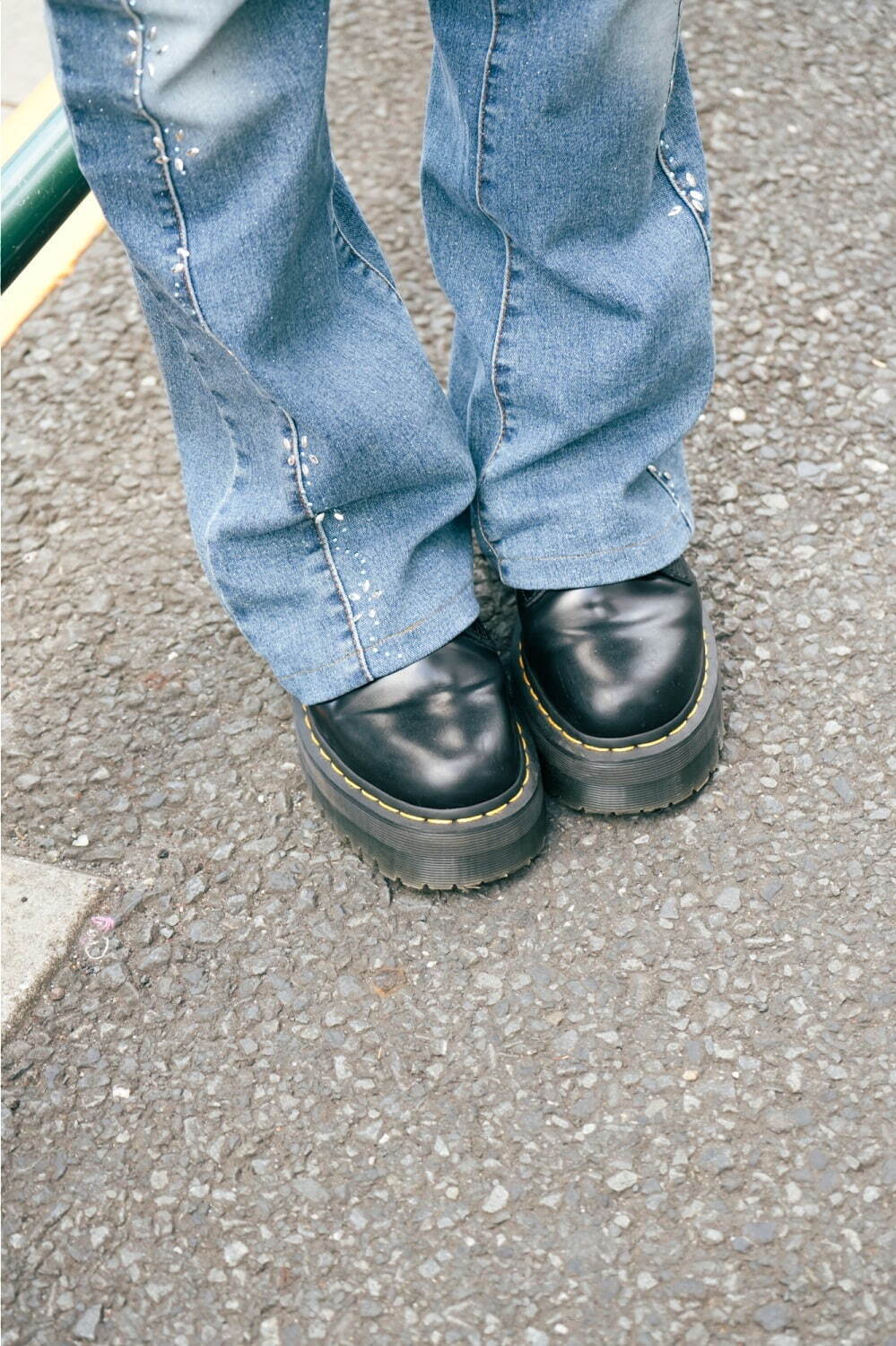 渡部 美温さん - ドクターマーチン(Dr. Martens)｜原宿ストリートスナップ - 写真3