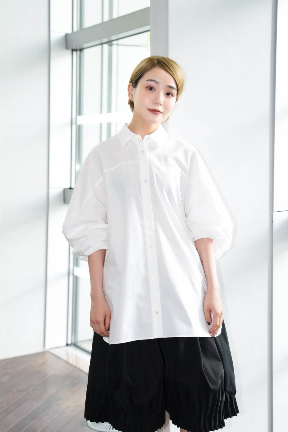 奈緒さん - ナゴンスタンス(någonstans)、エンフォルド(ENFÖLD)｜六本木・広尾ストリートスナップ - 写真3