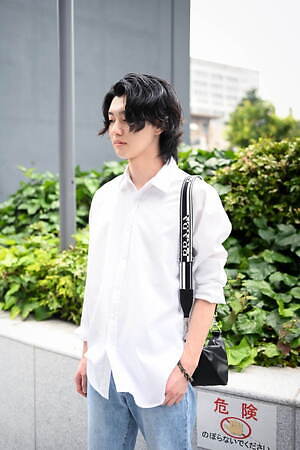 大貴さん - コム デ ギャルソン(COMME des GARÇONS)、プラダ(PRADA)｜青山・表参道ストリートスナップ - 写真3