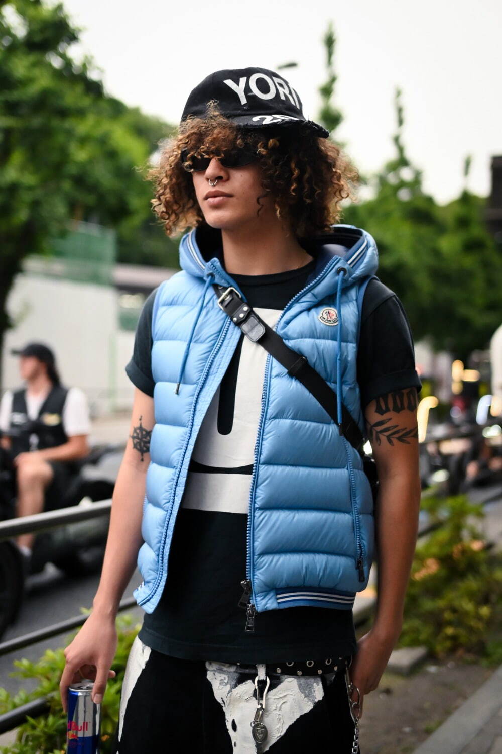 清水 冬真さん - モンクレール(MONCLER)、アンダーカバー(UNDERCOVER)｜原宿ストリートスナップ3