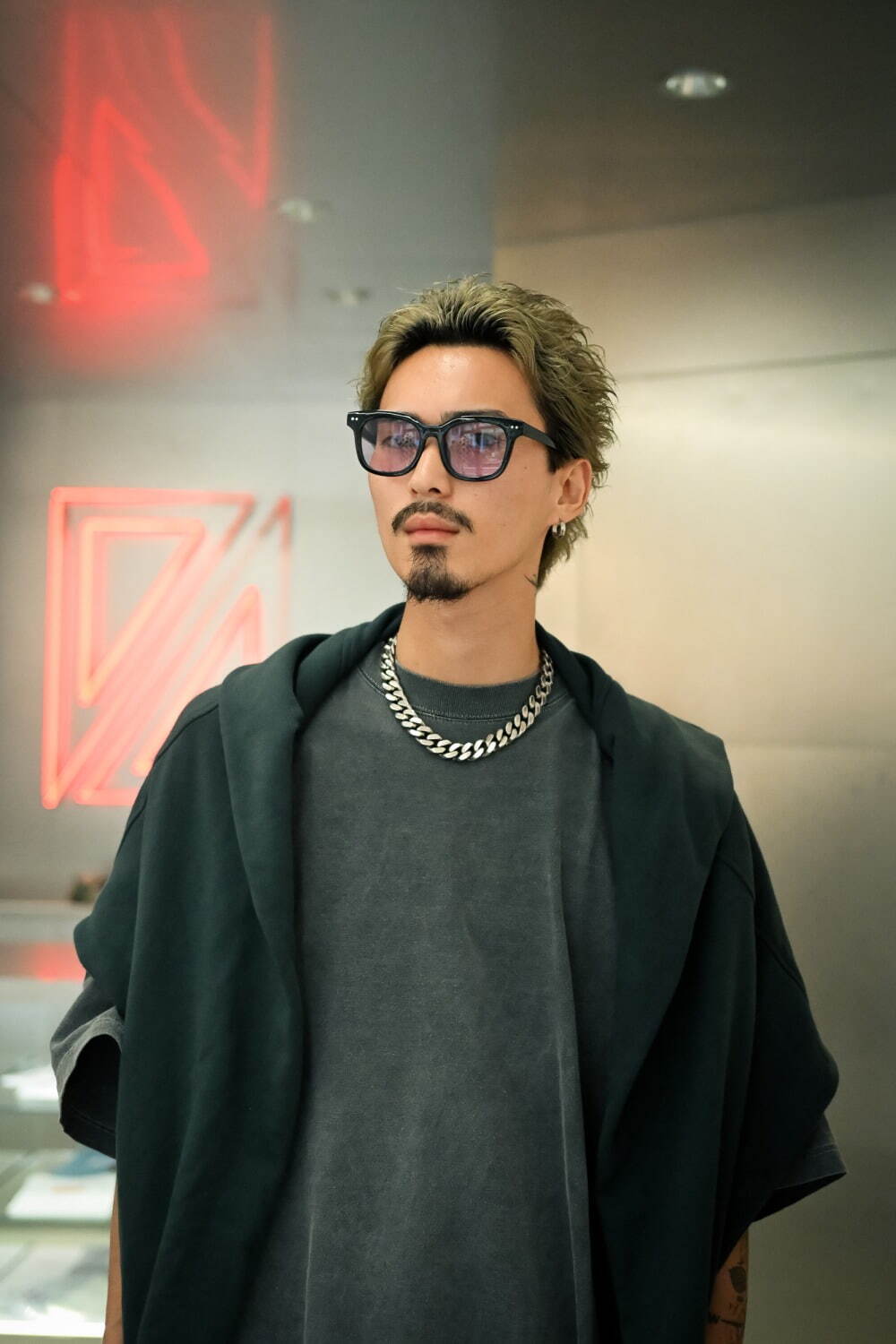 KAIさん - ミハラ ヤスヒロ(MIHARA YASUHIRO)｜原宿ストリートスナップ - 写真2