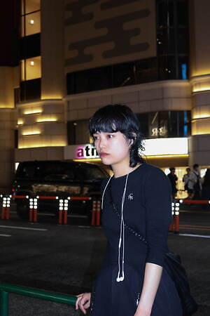 江頭 里穂さん - ページボーイ(PAGEBOY)、ナイキ(NIKE)｜原宿ストリートスナップ - 写真2