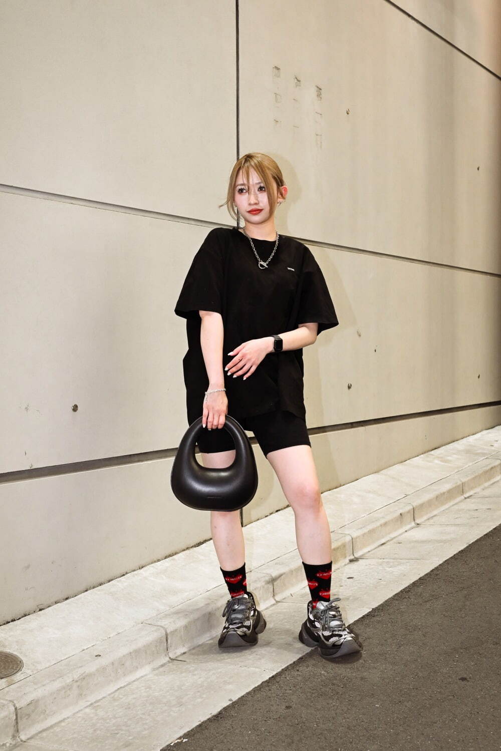 渡邉 由理さん - タトラス(TATRAS)、チャールズ＆キース(Charles & Keith)｜原宿ストリートスナップ1