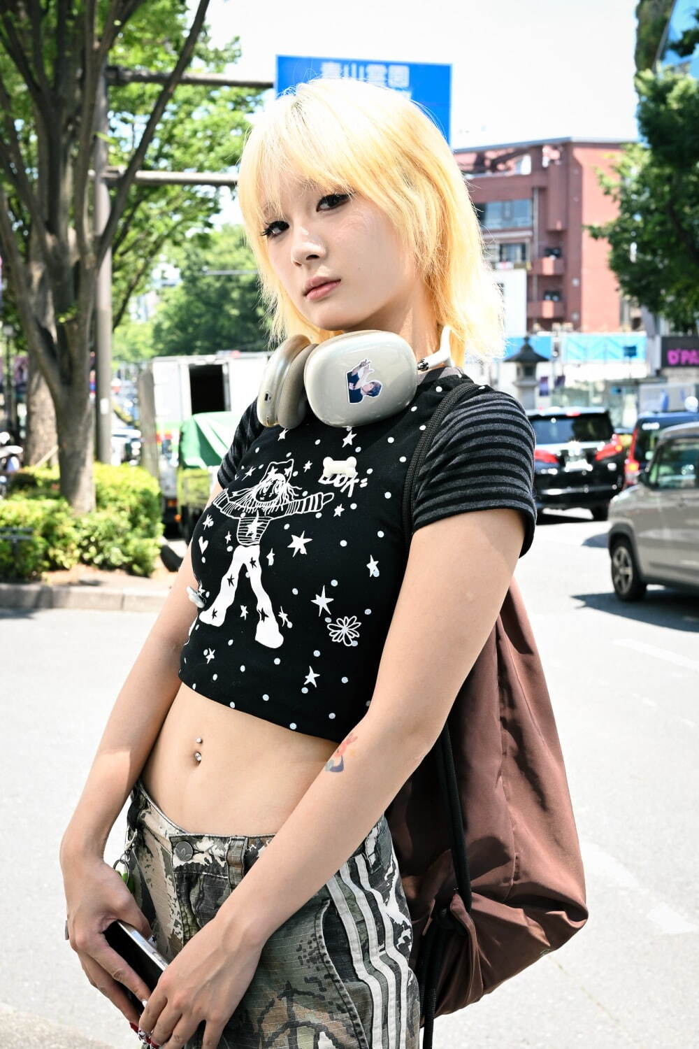 Carina Wongさん - アディダス(adidas)、コンバース(CONVERSE)｜原宿ストリートスナップ - 写真2