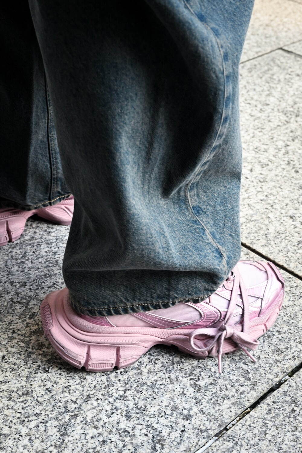 福田 ひかりさん - ジーユー(GU)、バレンシアガ(BALENCIAGA)｜青山・表参道ストリートスナップ - 写真7