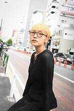 伏見 千乃さん - バオ バオ イッセイ ミヤケ(BAO BAO ISSEY MIYAKE)、エルメス(HERMÈS)｜青山・表参道ストリートスナップ2