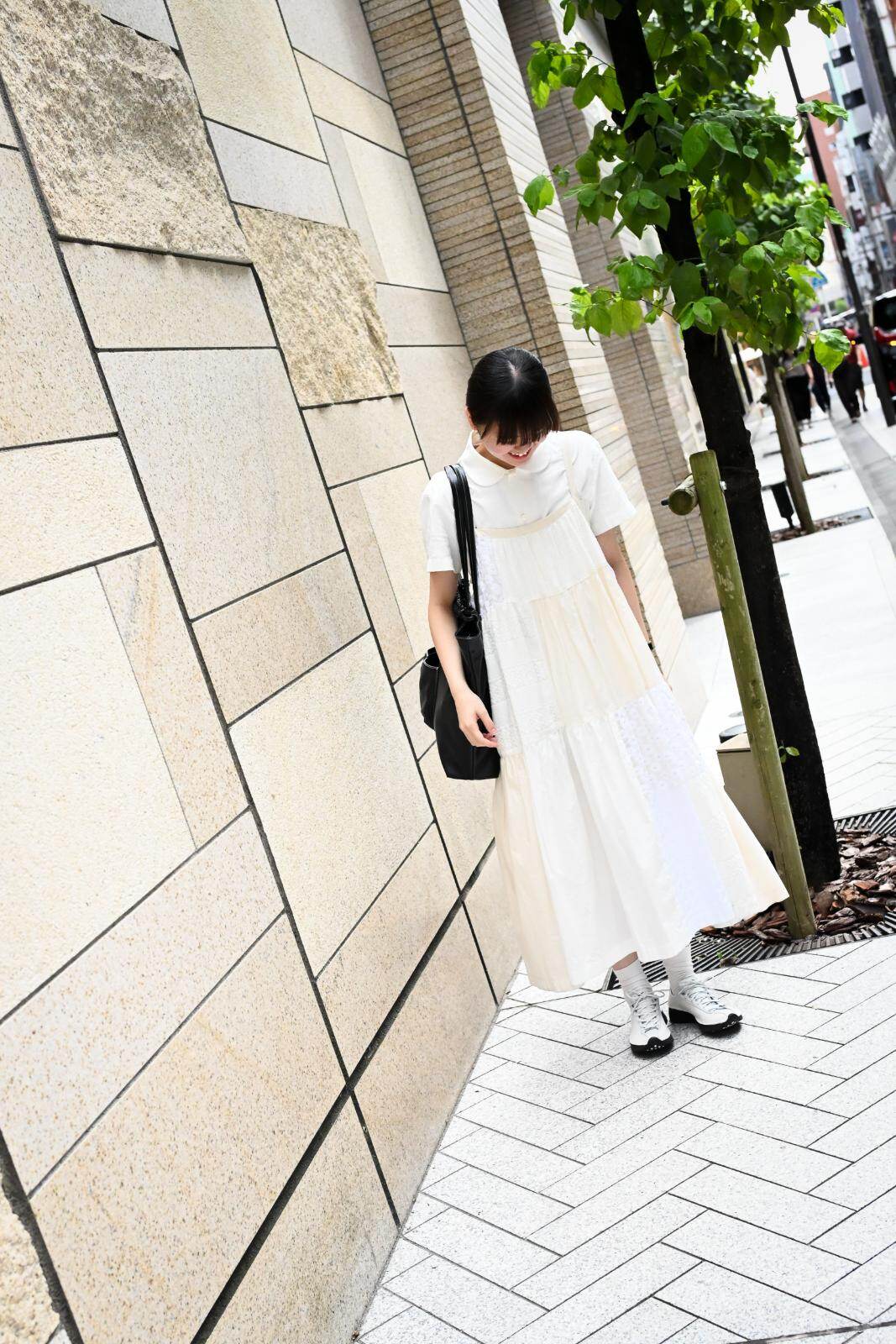 石月 彩色羽さん - タオ(TAO)、ナイキ(NIKE)｜銀座ストリートスナップ - 写真3