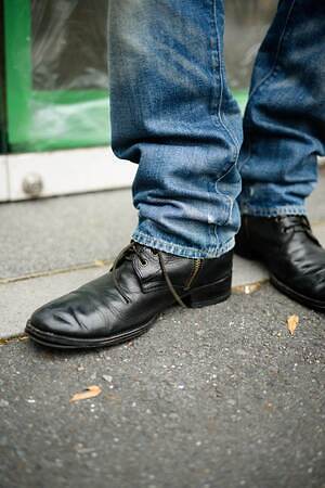 拓樹さん - A|X アルマーニ エクスチェンジ(A|X ARMANI EXCHANGE)、ポーター(PORTER)｜原宿ストリートスナップ - 写真4