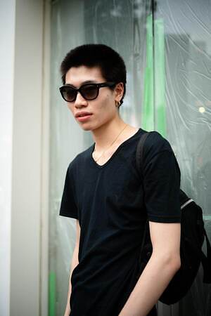 拓樹さん - A|X アルマーニ エクスチェンジ(A|X ARMANI EXCHANGE)、ポーター(PORTER)｜原宿ストリートスナップ - 写真2