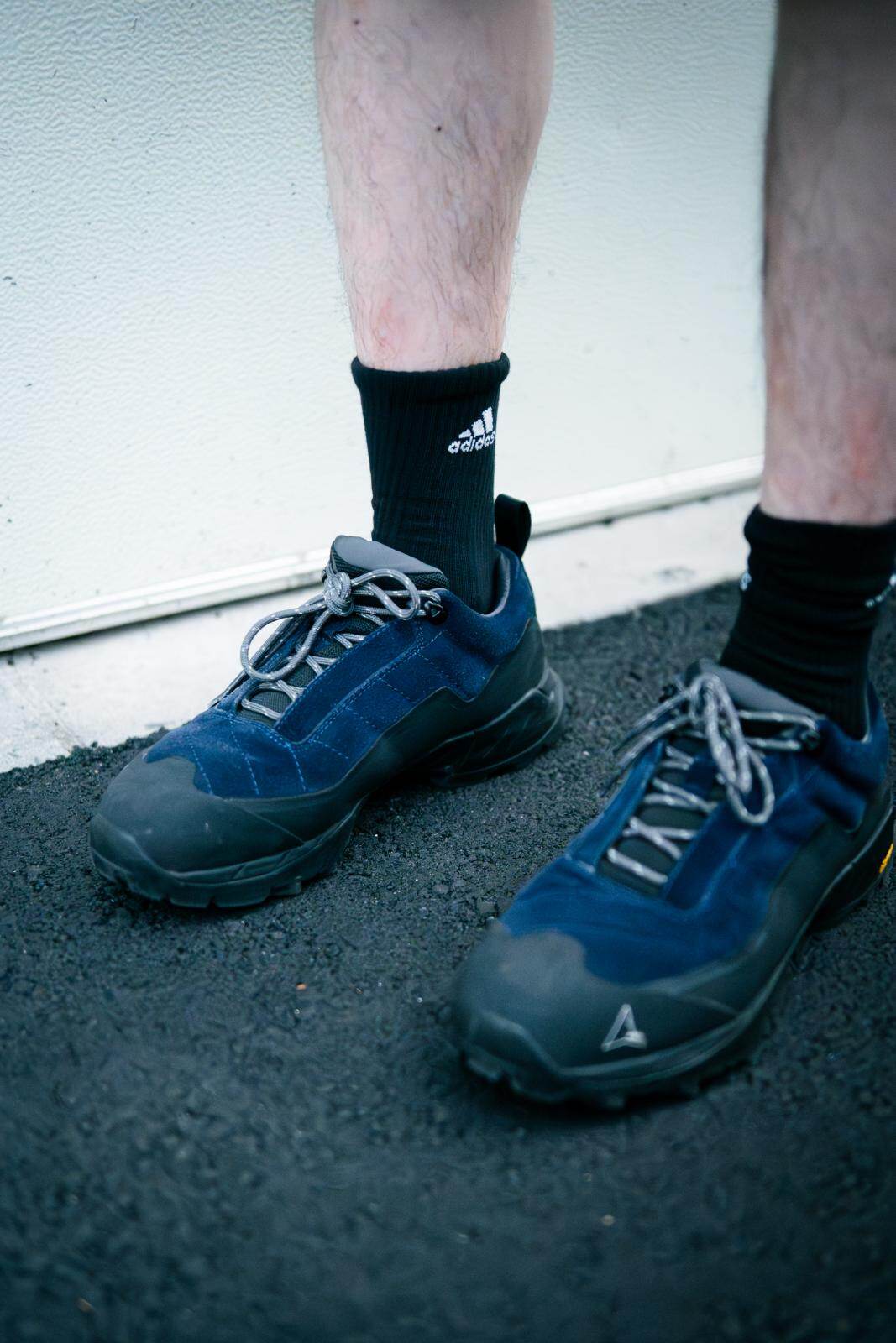 Zhijian Chenさん - エビコン(EVCON)、ディッキーズ(Dickies)｜原宿ストリートスナップ - 写真4