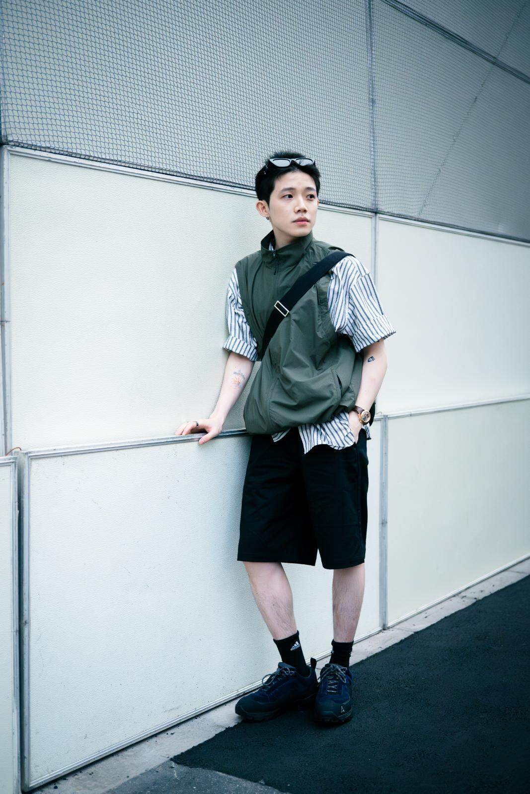Zhijian Chenさん - エビコン(EVCON)、ディッキーズ(Dickies)｜原宿ストリートスナップ - 写真2