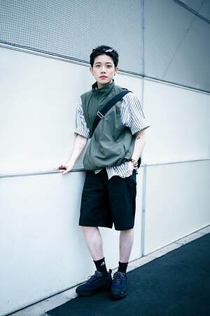 Zhijian Chenさん - エビコン(EVCON)、ディッキーズ(Dickies)｜原宿ストリートスナップ - 写真1