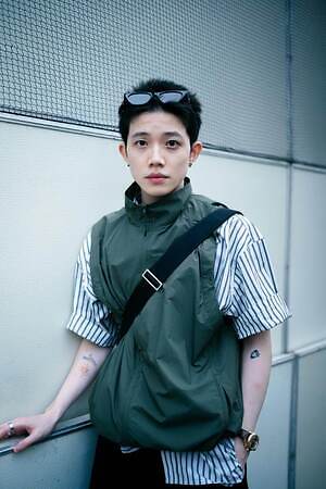 Zhijian Chenさん - エビコン(EVCON)、ディッキーズ(Dickies)｜原宿ストリートスナップ - 写真3