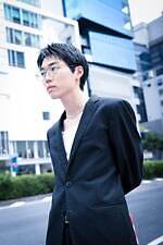 荒川 一斗さん - ヘインズ(Hanes)、ラッド ミュージシャン(LAD MUSICIAN)｜青山・表参道ストリートスナップ3