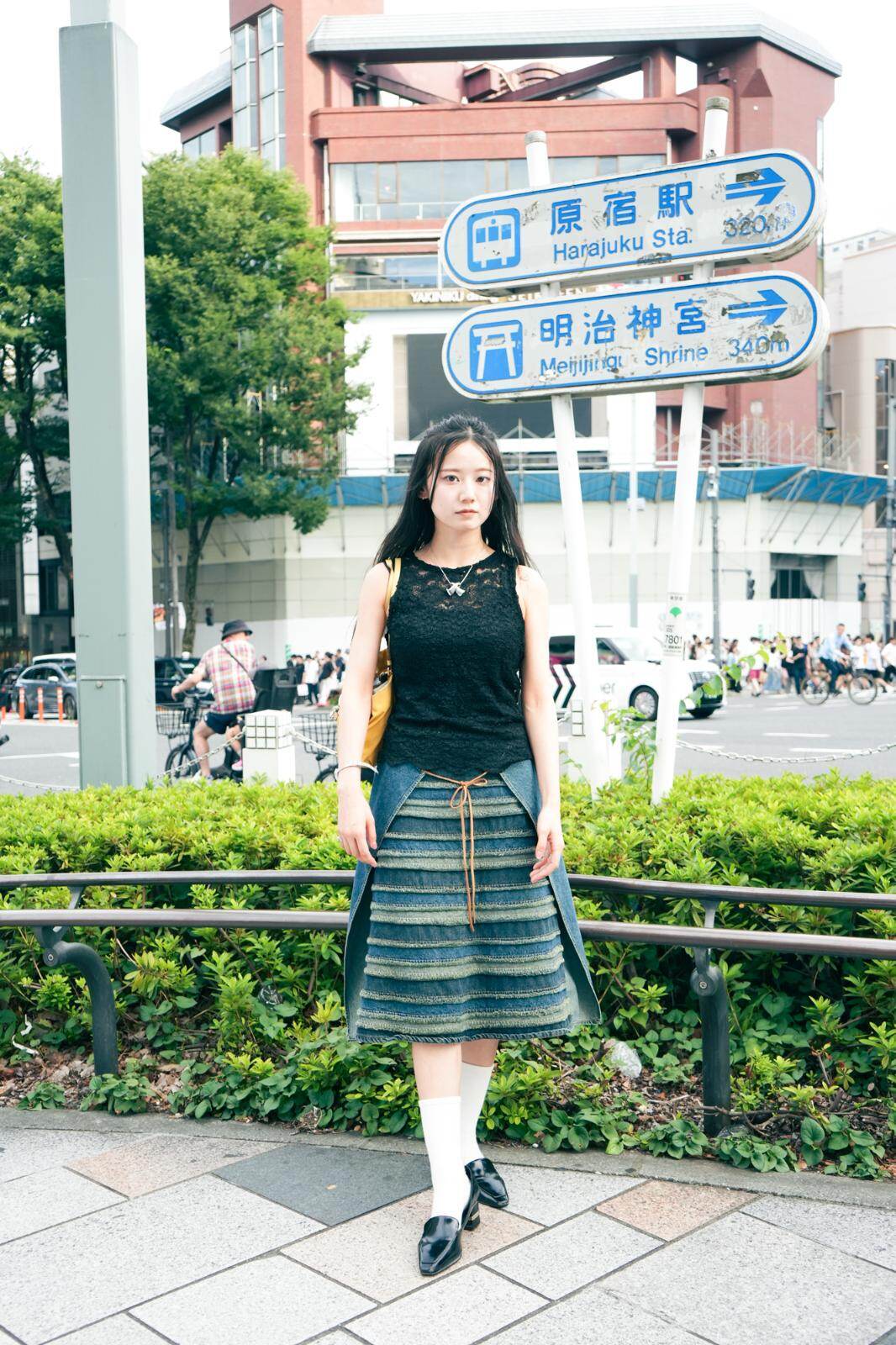 Tiaraさん - プラダ(PRADA)、チャールズ＆キース(Charles & Keith)｜原宿ストリートスナップ1