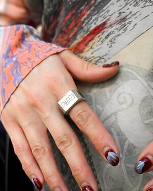 田畠 しずかさん - ディーゼル(DIESEL)、エイチ＆エム(H&M)｜渋谷ストリートスナップ - 写真7