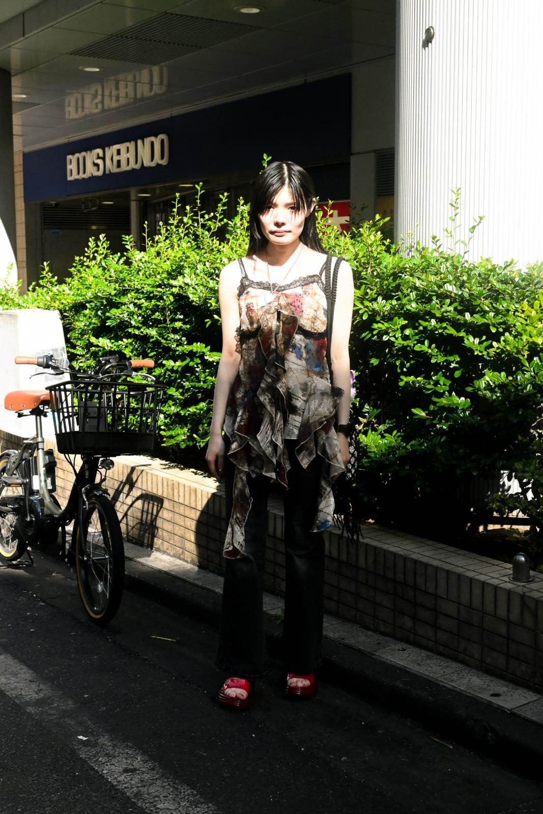 武田 和子さん - メリッサ(melissa)、ディーゼル(DIESEL)｜渋谷ストリートスナップ1
