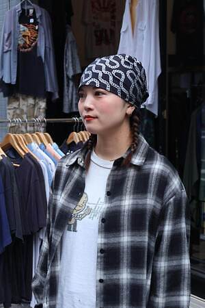 石﨑 楓さん - ステューシー(STÜSSY)、シュプリーム(Supreme)｜奥渋・下北沢ストリートスナップ - 写真2