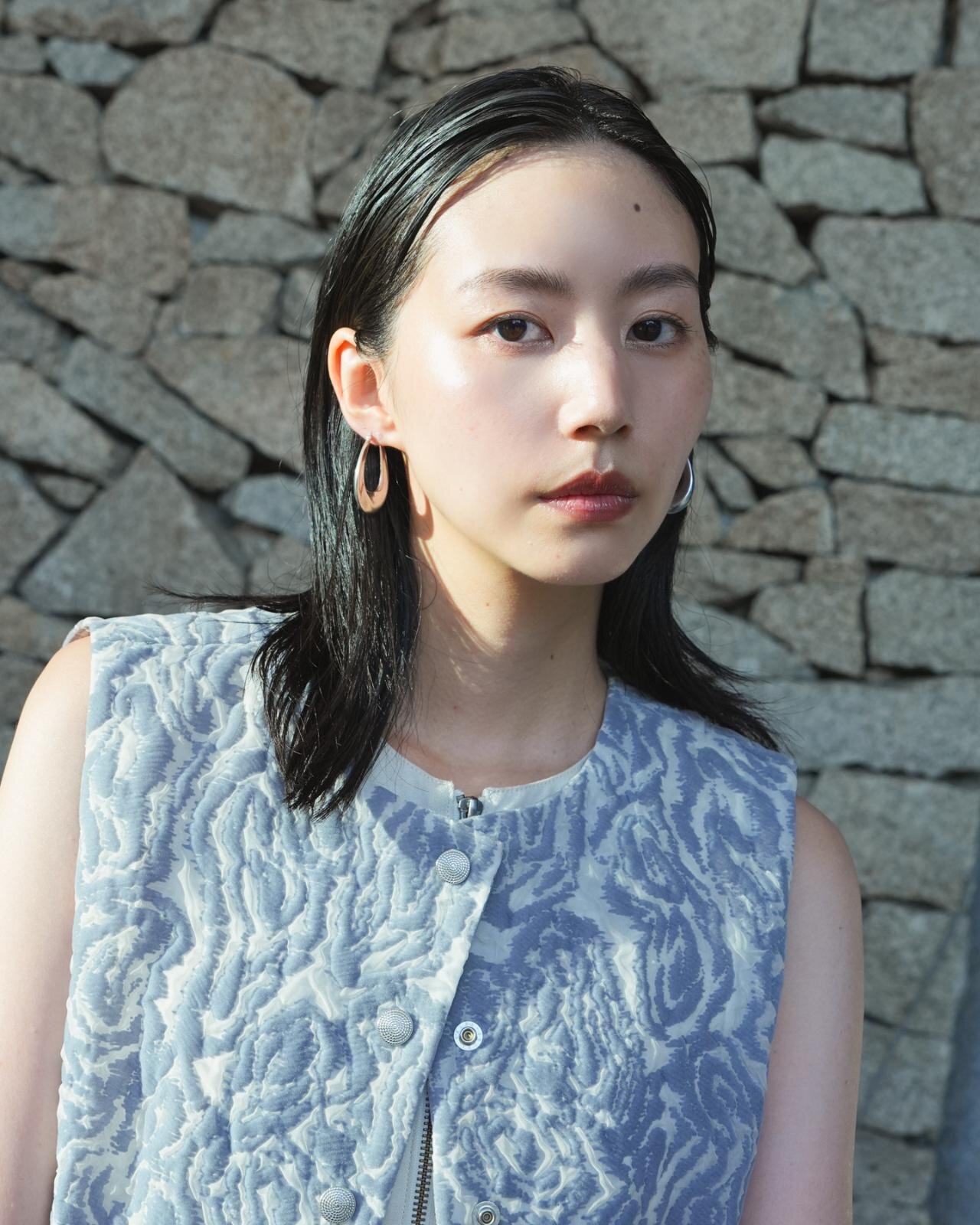 村田 志保さん - イン(IHNN)｜青山・表参道ストリートスナップ - 写真2