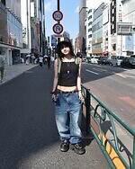 鈴花さん - スワロフスキー(SWAROVSKI)、ヴィヴィアン・ウエストウッド(Vivienne Westwood)｜原宿ストリートスナップ1