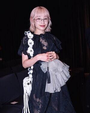 高橋 愛さん - ヴィヴィアーノ(VIVIANO)、リブ ノブヒコ(RIV NOBUHIKO)｜渋谷ストリートスナップ - 写真5