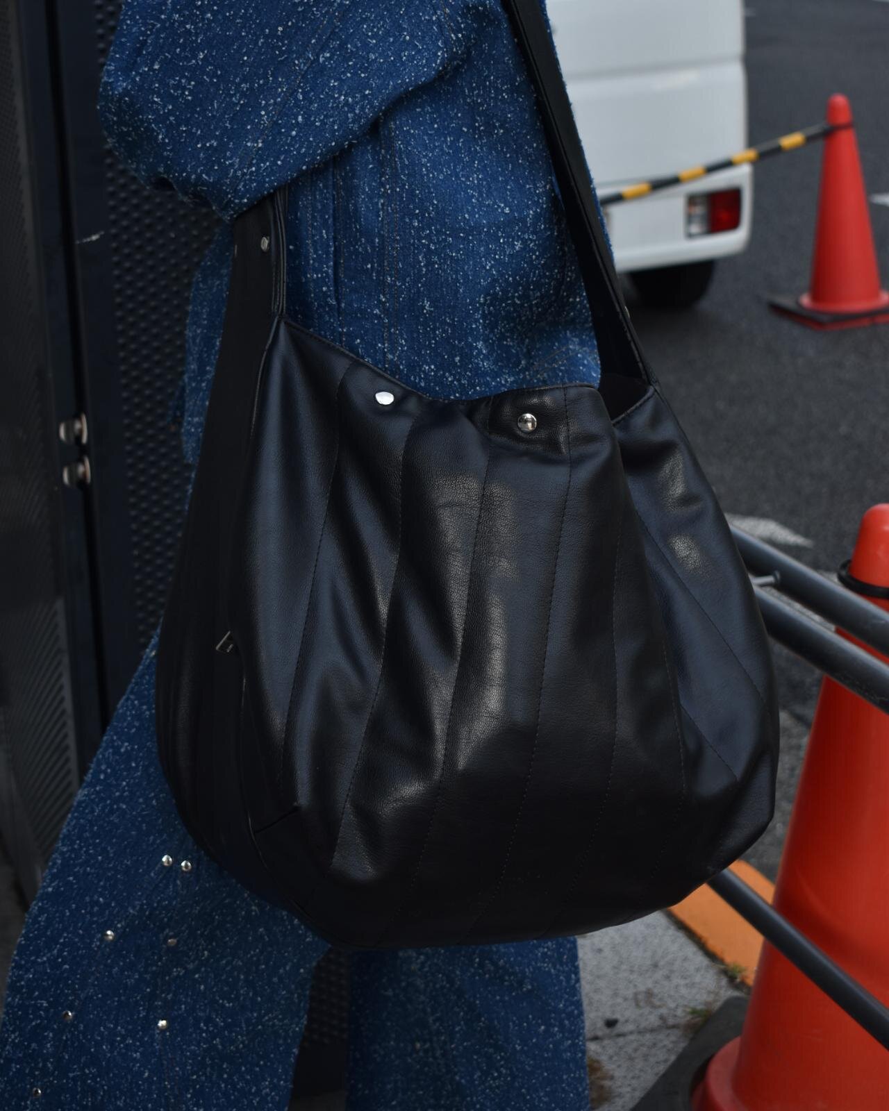TAJIさん - マメ クロゴウチ(Mame Kurogouchi)、ユニクロ(UNIQLO)｜青山・表参道ストリートスナップ - 写真6