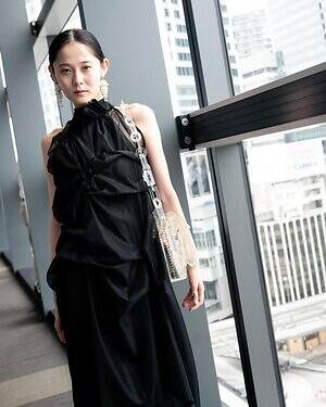 SAYUMIさん - グラウンズ(grounds)、マメ クロゴウチ(Mame Kurogouchi)｜渋谷ストリートスナップ - 写真3