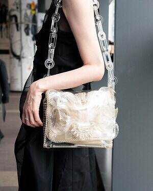 SAYUMIさん - グラウンズ(grounds)、マメ クロゴウチ(Mame Kurogouchi)｜渋谷ストリートスナップ - 写真8