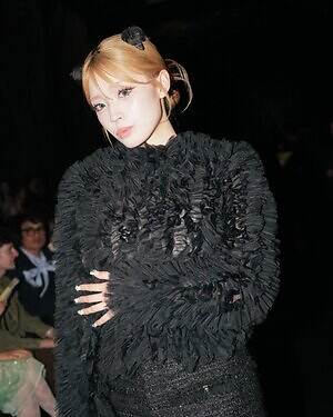 かきぶち もものさん - ミキオサカベ(MIKIO SAKABE)｜渋谷ストリートスナップ - 写真5