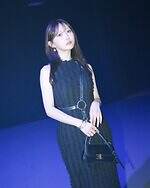 菅野 結以さん - セリーヌ(CELINE)、ミュウミュウ(MIU MIU)｜渋谷ストリートスナップ2