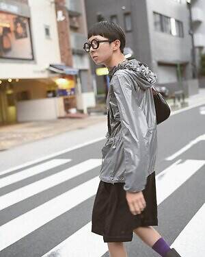 岩本 楓真さん - ジンズ(JINS)、バレンシアガ(BALENCIAGA)｜渋谷ストリートスナップ - 写真2