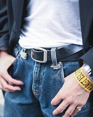 浅井 梨沙さん - エイチ＆エム(H&M)、リーバイス(Levi's)｜渋谷ストリートスナップ - 写真4