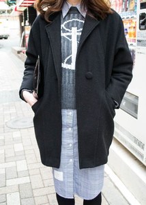 久鍋 楓さん - アメリカンアパレル(American Apparel)、トム ブラウン(THOM BROWNE)｜原宿ストリートスナップ - 写真2