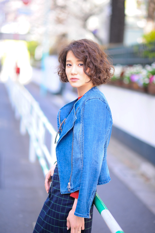 船本 真里奈さん - オズモーシス(OSMOSIS)、トップショップ(TOPSHOP)｜原宿ストリートスナップ - 写真2