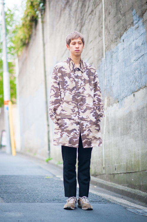 山口 裕二さん - コム デ ギャルソン(COMME des GARÇONS)、ニューバランス(New Balance)｜原宿ストリートスナップ - 写真1