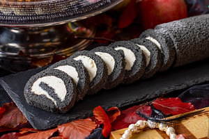 “妖艶な紳士淑女のティーパーティー”をイメージ、ヒルトン東京お台場のハロウィンデザートビュッフェ|写真10