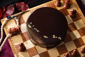 “妖艶な紳士淑女のティーパーティー”をイメージ、ヒルトン東京お台場のハロウィンデザートビュッフェ|写真6